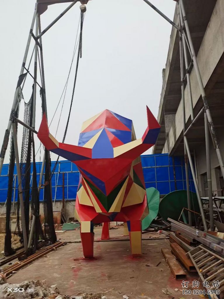 大門(mén)口牛雕塑廠(chǎng)家 歐式賓館擺件 風(fēng)景區(qū)抽象牛雕塑 大門(mén)口牛雕塑廠(chǎng)家 歐式賓館擺件 風(fēng)景區(qū)抽象牛雕塑