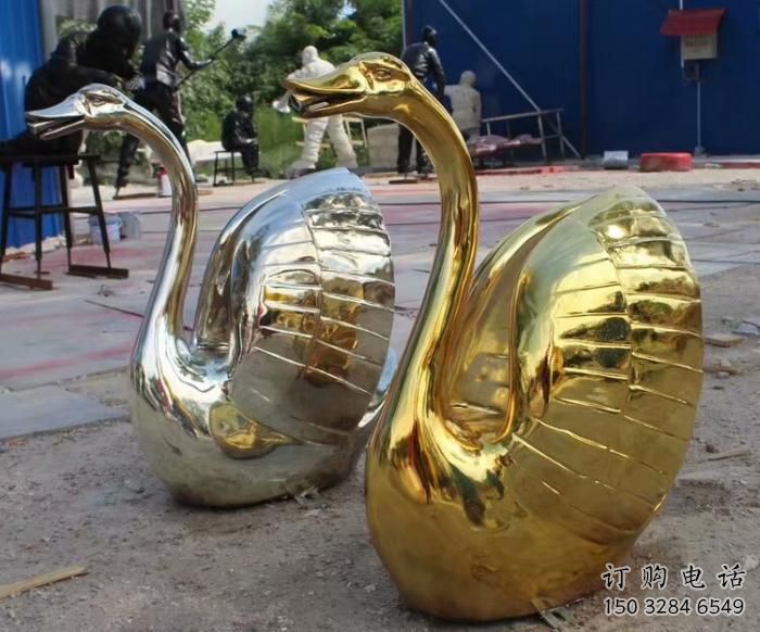 鍍金鵝雕塑廠家 創(chuàng)意村口小品 戶外大型鵝雕塑 鍍金鵝雕塑廠家 創(chuàng)意村口小品 戶外大型鵝雕塑