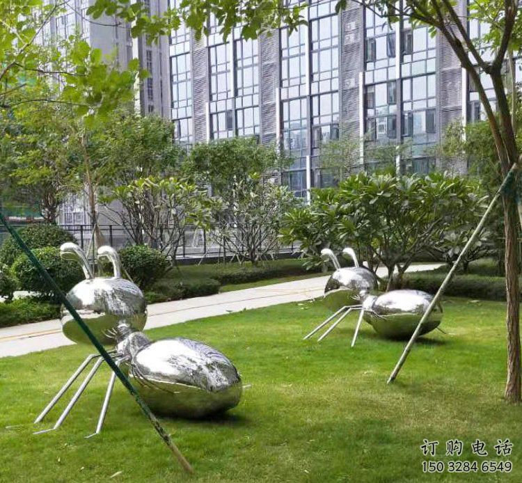 鏡面螞蟻雕塑廠家 現(xiàn)代公園擺件 游樂(lè)場(chǎng)異形螞蟻雕塑