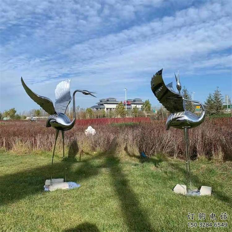 抽象鶴雕塑廠家 創(chuàng)意公園擺件 玄關(guān)彩繪鶴雕塑