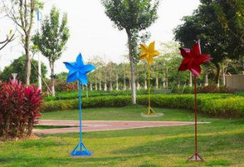 草地風車雕塑廠家 現(xiàn)代公園小品 大型不銹鋼風車雕塑生產