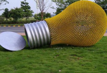 烤漆電燈泡雕塑廠家 創(chuàng)意小品 戶外不銹鋼電燈泡雕塑生產