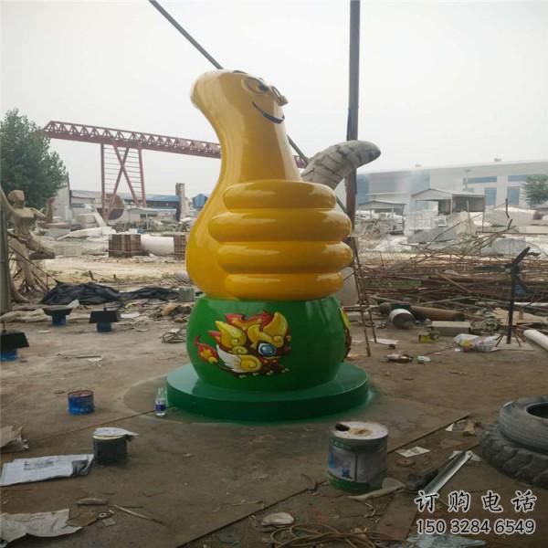 街道手勢雕塑廠家 現(xiàn)代擺件 噴漆不銹鋼手勢雕塑廠 街道手勢雕塑廠家 現(xiàn)代擺件 噴漆不銹鋼手勢雕塑廠