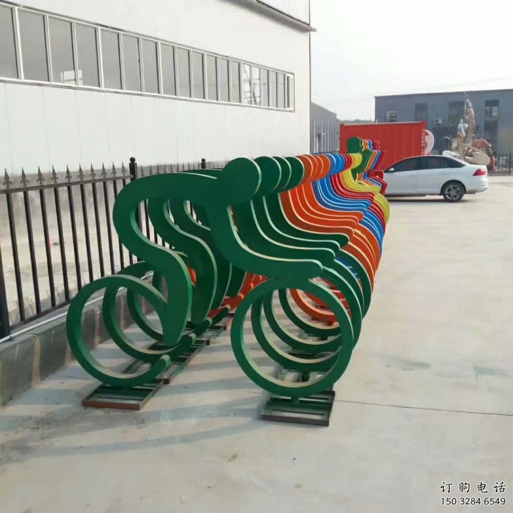異形賽車雕塑廠家 現(xiàn)代小品 體育場(chǎng)不銹鋼賽車雕塑廠