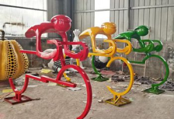 幾何賽車(chē)雕塑廠家 公園小品 烤漆不銹鋼賽車(chē)雕塑廠