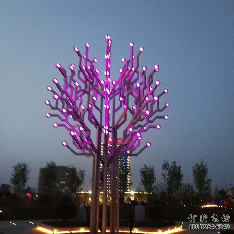 幾何雪花雕塑廠家 發(fā)光小品 街頭不銹鋼雪花雕塑廠 幾何雪花雕塑廠家 發(fā)光小品 街頭不銹鋼雪花雕塑廠