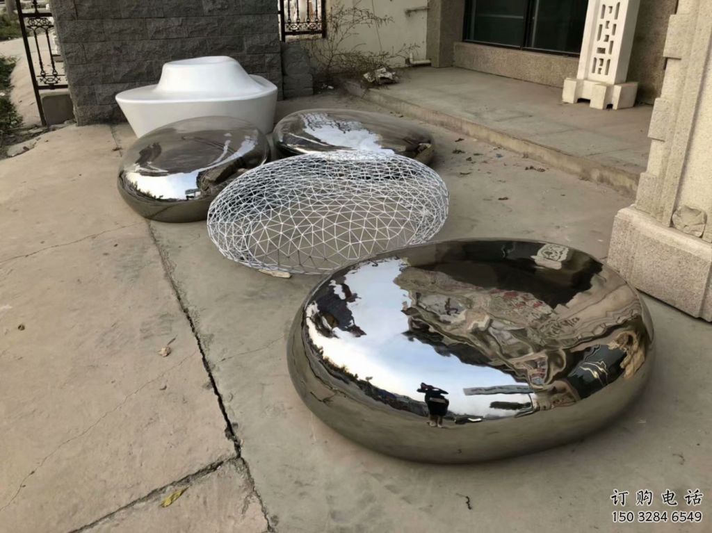 公園凳子雕塑廠家 戶外擺件 廣場不銹鋼凳子雕塑廠 公園凳子雕塑廠家 戶外擺件 廣場不銹鋼凳子雕塑廠