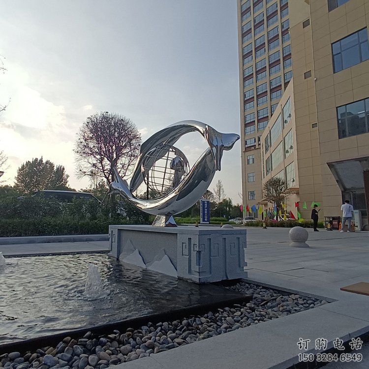 鏤空眼球雕塑廠家 大型園林小品 住宅小區(qū)不銹鋼眼球雕塑廠 鏤空眼球雕塑廠家 大型園林小品 住宅小區(qū)不銹鋼眼球雕塑廠