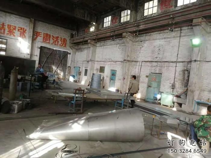 戶外牙膏雕塑廠家 噴漆小品 創(chuàng)意不銹鋼牙膏雕塑廠 戶外牙膏雕塑廠家 噴漆小品 創(chuàng)意不銹鋼牙膏雕塑廠