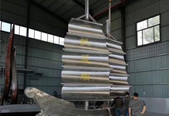 景區(qū)帆船雕塑常用，鍍金歐式雕塑，鐵藝材質(zhì)