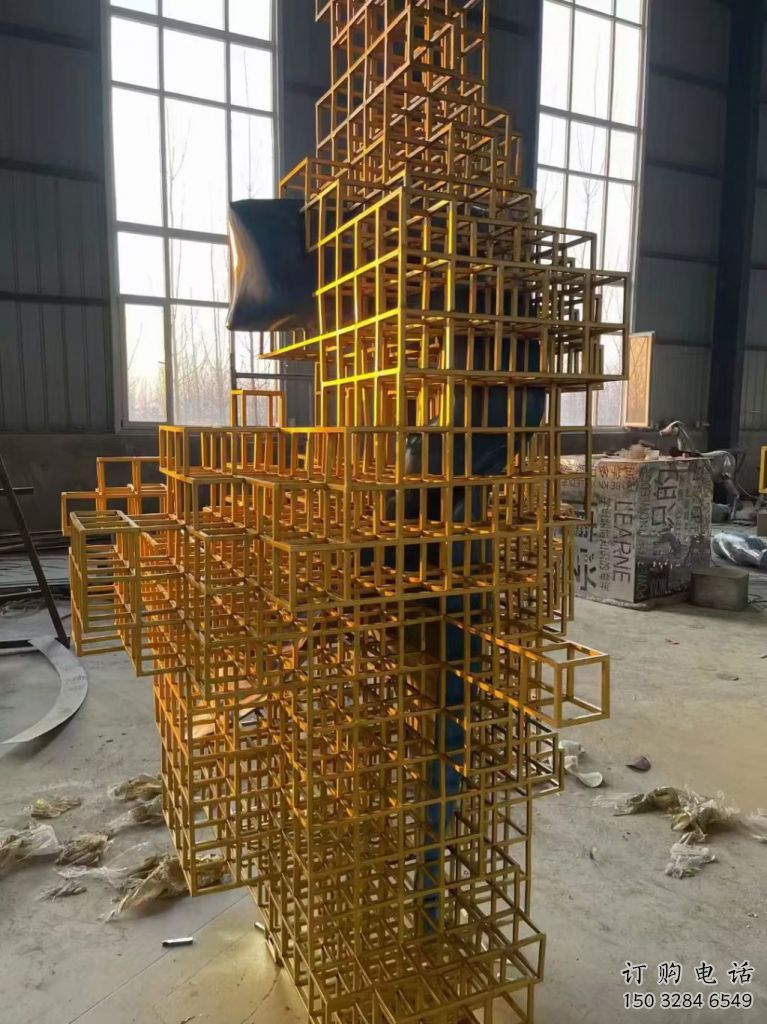 預(yù)用鏤空魔方雕塑廠家 噴水園林小品 住宅小區(qū)雕塑 預(yù)用鏤空魔方雕塑廠家 噴水園林小品 住宅小區(qū)雕塑