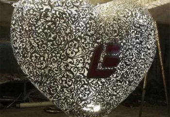 愛(ài)心雕塑供應(yīng)廠家 公園賓館雕塑 彩繪雕塑制作