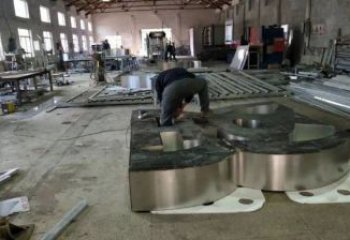 甲骨文雕塑提供，美陳雕塑，不銹鋼甲骨文雕塑制作廠家