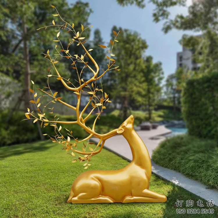 金屬梅花鹿雕塑制造，公園雕塑，仿真梅花鹿雕塑展品