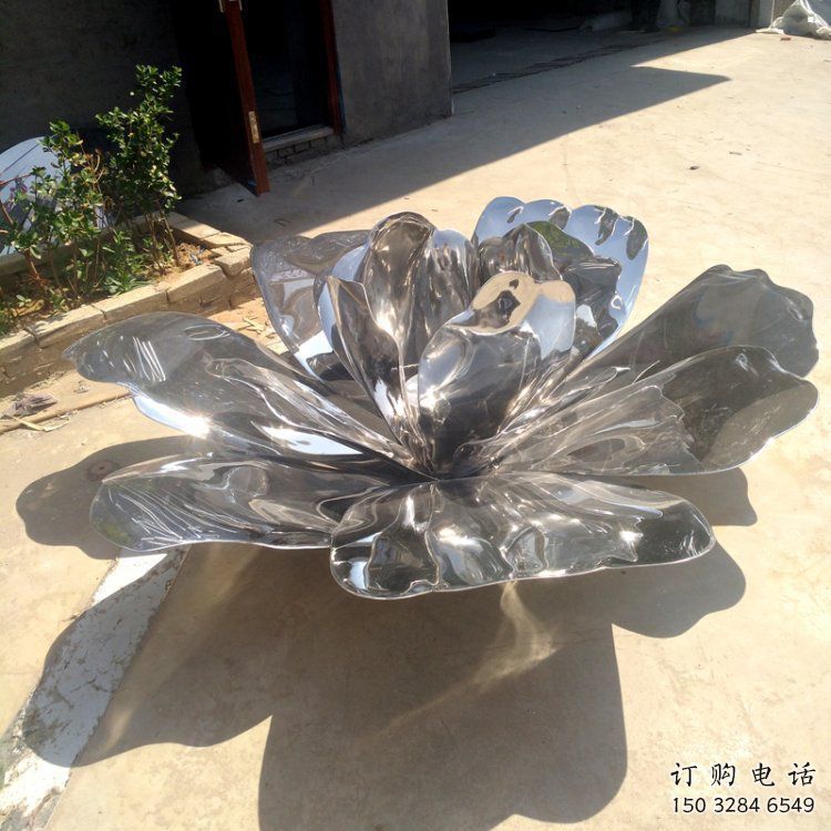 荷花雕塑選定，美陳雕塑，現代鏡面荷花雕塑優(yōu)選