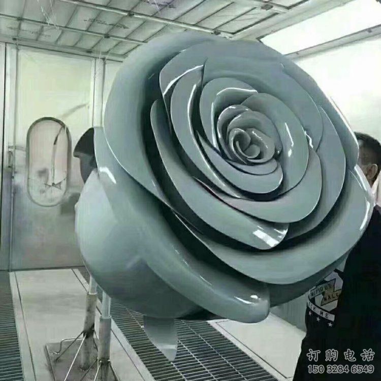 月季雕塑定價，景區(qū)雕塑，月季花朵雕塑廠家供給