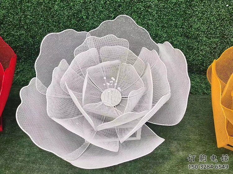 牡丹花雕塑標(biāo)準(zhǔn)，廣場(chǎng)系列，戶外鏤空牡丹花雕塑指用
