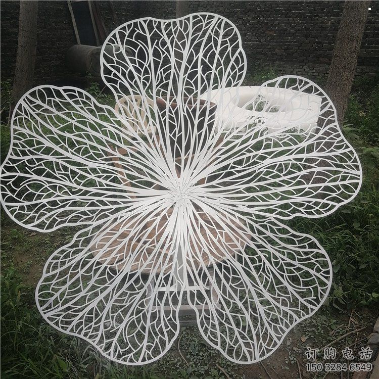 梨花雕塑選定，拉絲工藝，景觀不銹鋼梨花雕塑預(yù)定