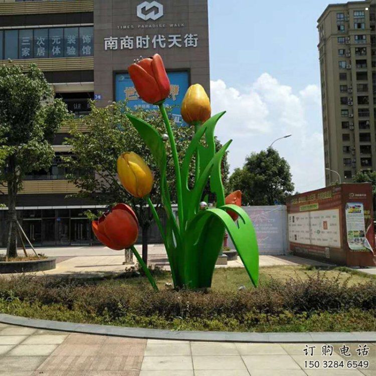 郁金香景觀雕塑精品，小區(qū)雕塑，不銹鋼郁金香雕塑提供