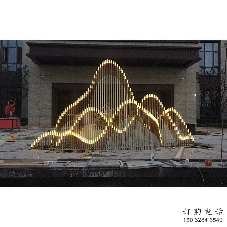 擺件假山雕塑，室外雕塑，小假山雕塑供應(yīng)商