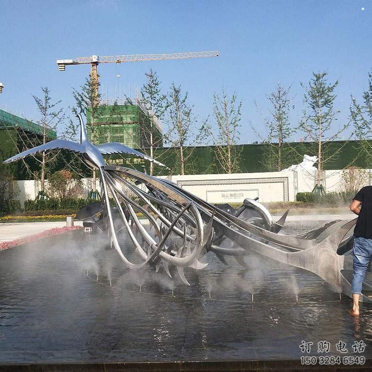 白鋼孔雀雕塑精選，景觀概念，不銹鋼孔雀雕塑廠家