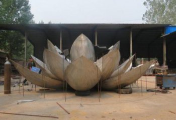 蓮花雕塑擺件定制，市標(biāo)雕塑，不銹鋼蓮花雕塑廠家