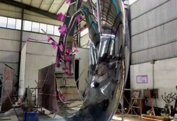 抽象梅花雕塑展品，小區(qū)雕塑，梅花雕塑精選