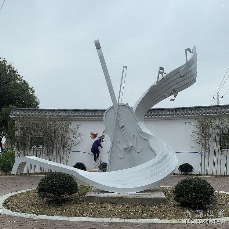 小提琴雕塑訂做，室外軟裝，不銹鋼小提琴雕塑供應