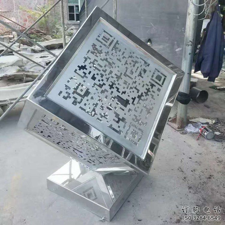 大型商場(chǎng)正方形雕塑