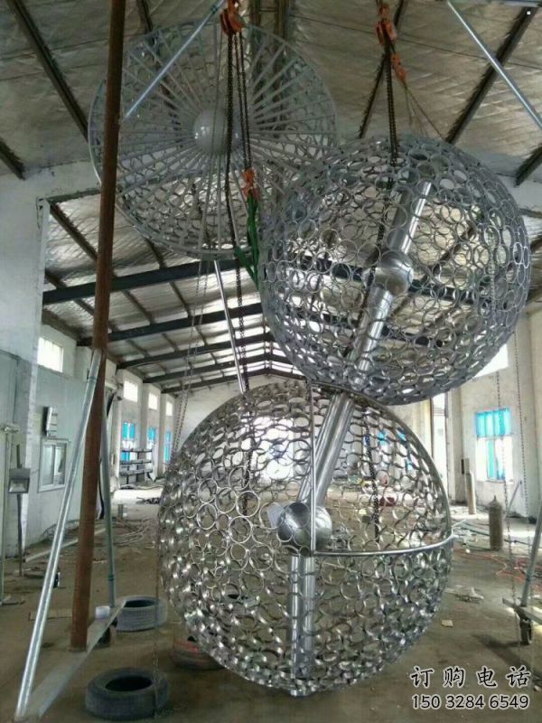 空心球雕塑點(diǎn)擊，景觀雕塑，鏤空空心球雕塑制作