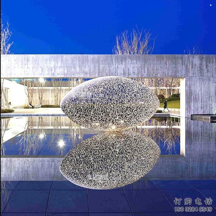 彩繪鏤空球雕塑制作，景觀概念，廣場(chǎng)異形鏤空球雕塑常用