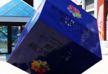 立方體雕塑訂做通用，美陳雕塑，鏤空立方體雕塑優(yōu)選