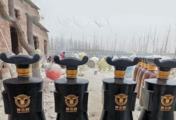 酒瓶雕塑供求，美陳雕塑，玻璃鋼酒瓶雕塑優(yōu)選