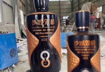 酒瓶雕塑供求，水景雕塑，玻璃鋼酒瓶雕塑制造商