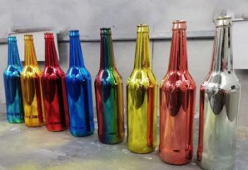 啤酒瓶雕塑通用，戶外雕塑，玻璃鋼啤酒瓶雕塑供應(yīng)