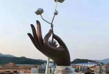手拈花雕塑優(yōu)選，城市裝飾，不銹鋼手拈花雕塑訂做