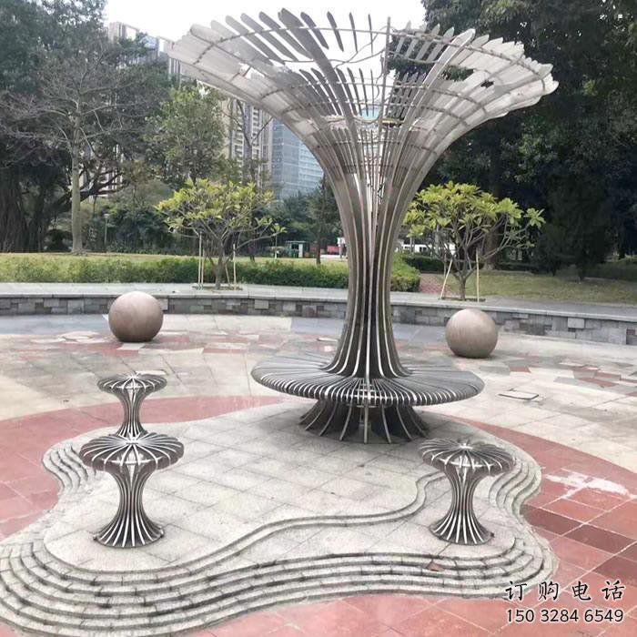 抽象傘樹雕塑供需，美陳雕塑，歐式鏤空傘樹雕塑承接