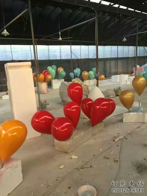 氣球樹雕塑加工，花園小品，制造玻璃鋼氣球樹雕塑廠家