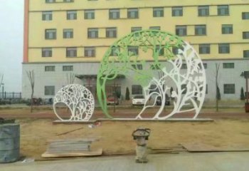 鏤空樹雕塑預(yù)定，城區(qū)小品，鏤空剪紙樹雕塑制造商