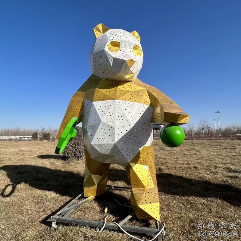 熊貓雕塑供需，透雕系列，空間切面熊貓雕塑制造商