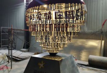 制造心形球雕塑定價(jià)，地標(biāo)擺件，烤漆不銹鋼心形球雕塑精選