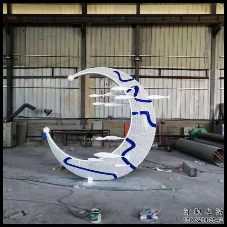 幼兒園月牙雕塑，鐵藝文化雕塑，鑄造制作