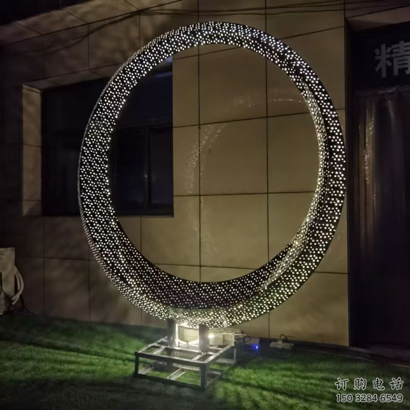 圓環(huán)雕塑生產(chǎn)，透雕系列，別墅燈光圓環(huán)雕塑生產(chǎn)商