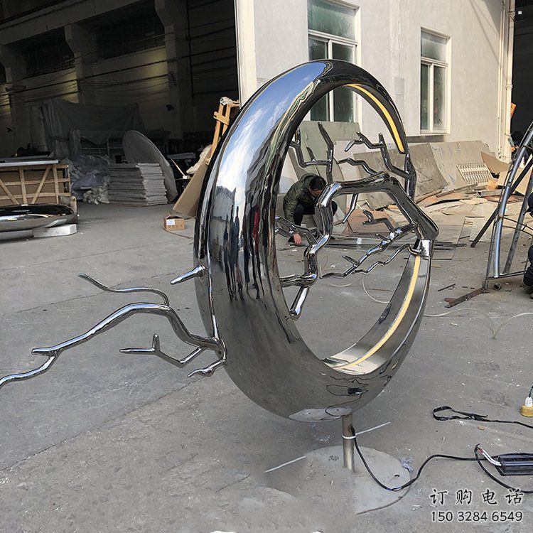 圓環(huán)樹雕塑供應(yīng)，花園小品，不銹鋼圓環(huán)樹雕塑展品