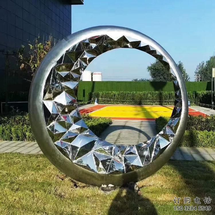 鏡面圓圈雕塑點擊，陸地擺件，不銹鋼圓圈雕塑預定