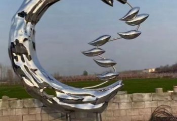 金魚雕塑供應，多彩藝術，別墅圓環(huán)金魚雕塑供求