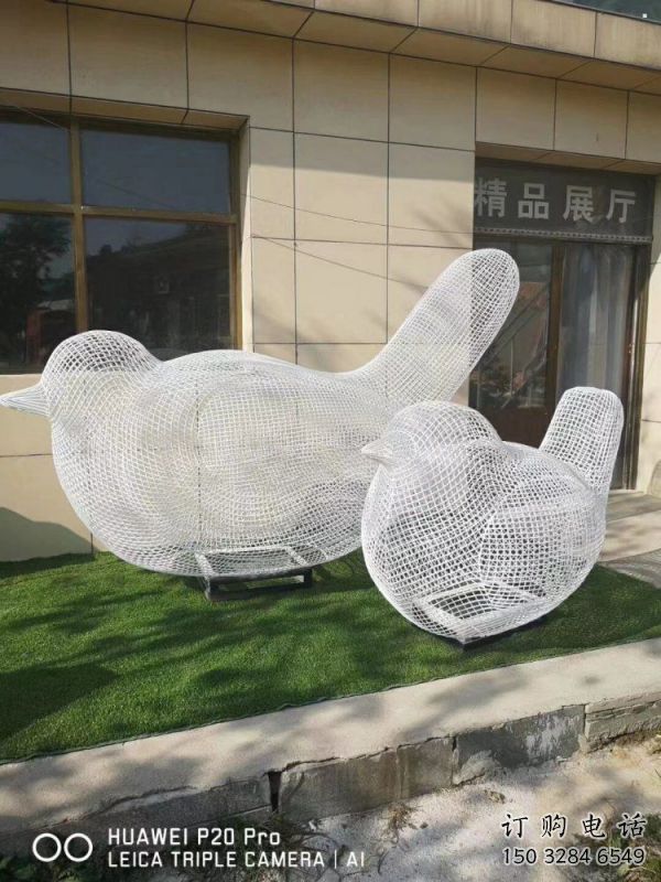 鏤空鳥雕塑觀賞型，街景小品，鐵藝小鳥雕塑廠家常用
