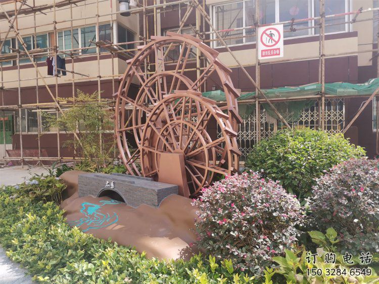 景觀水車雕塑供需，彩鋼制作，大型水車雕塑公司