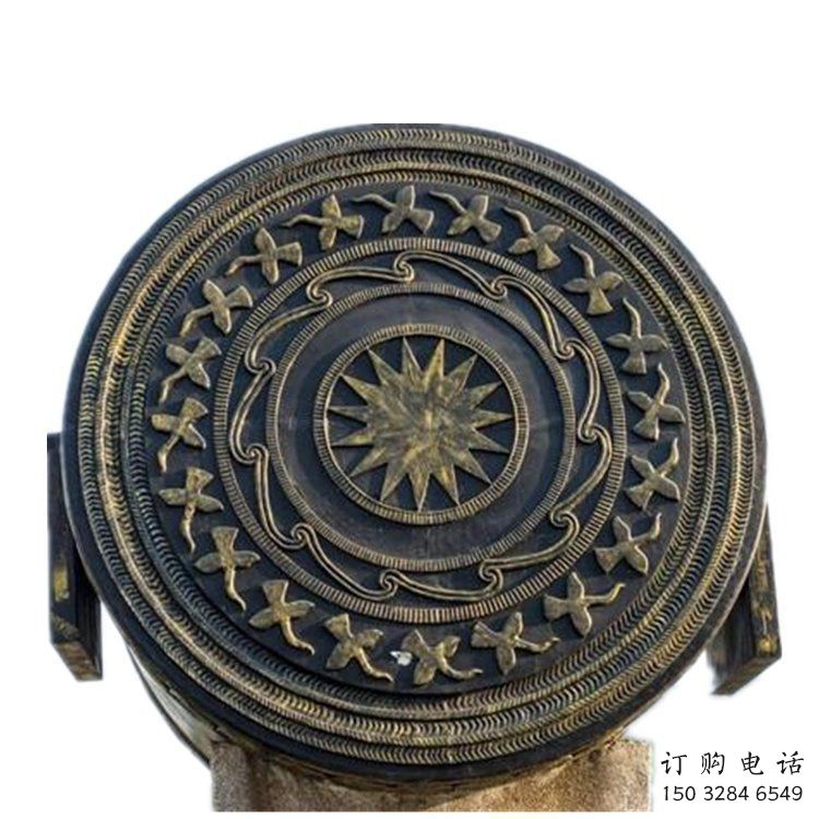 銅鼓雕塑專供，校園雕塑，小區(qū)銅鼓雕塑標(biāo)準(zhǔn)