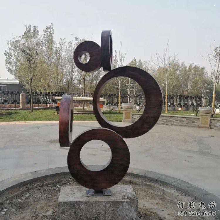 彩繪樂譜雕塑
